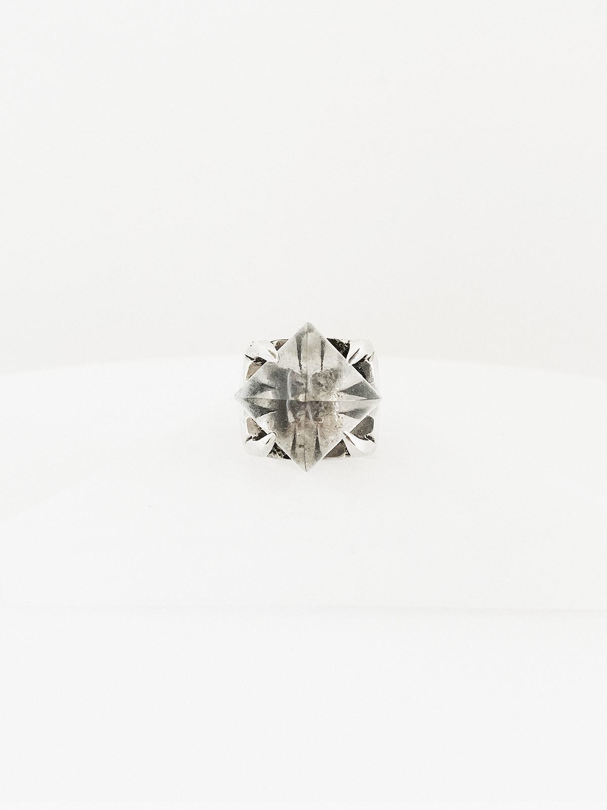 【極美品・記念モデル】ORB RING Slim CLEAR WHITE PIA | CLEAR QUARTZ DOVETAIL PYRAMID TALON RING | P Ï A